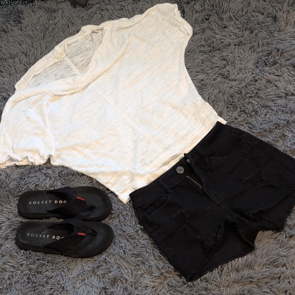 So black Distressed Jean Shorts